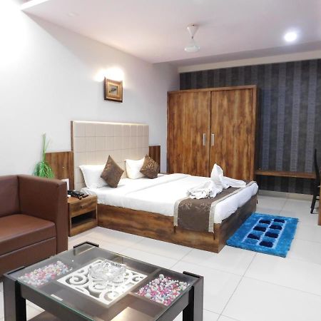 Hotel Shiva Club And Resort Mundra Buitenkant foto