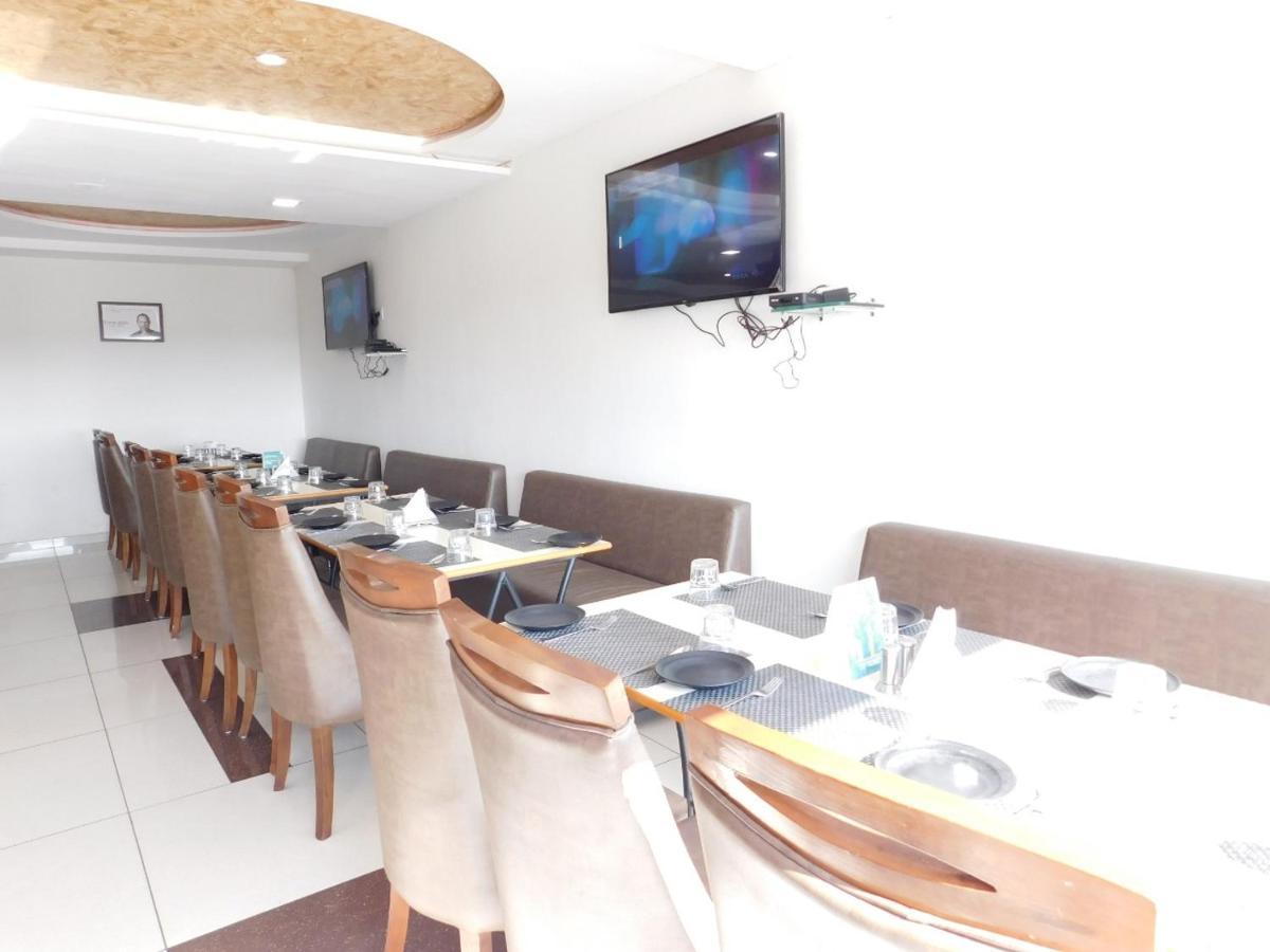 Hotel Shiva Club And Resort Mundra Buitenkant foto